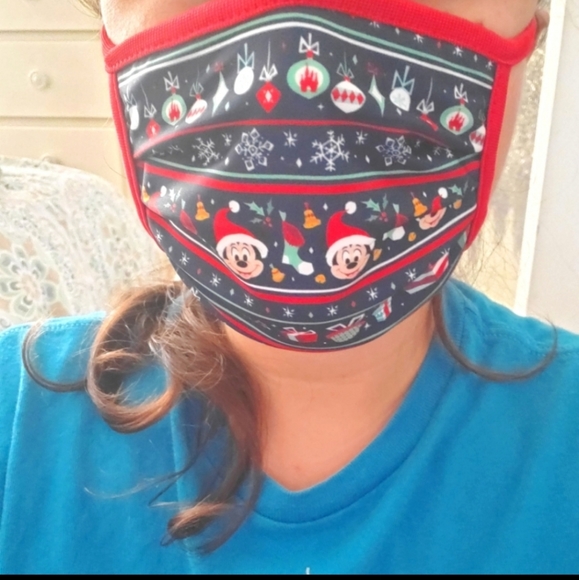 Disney Minnie Mouse Christmas Mask - Picture 2 of 3